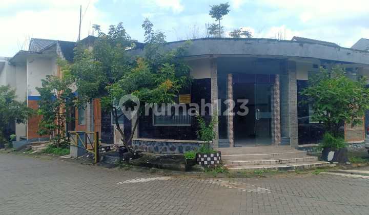 Investasi Cerdas! Rumah Kost/Guesthouse 8 KT di Villa Bukit Tidar