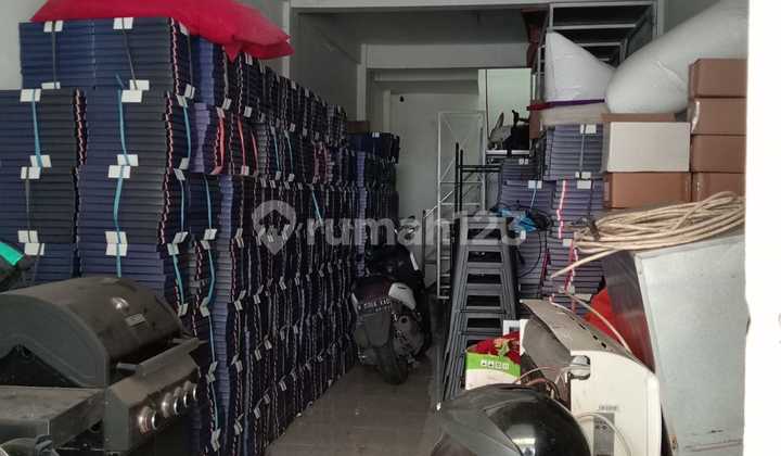 2-Story Shophouse - Strategic Location in Malang 2