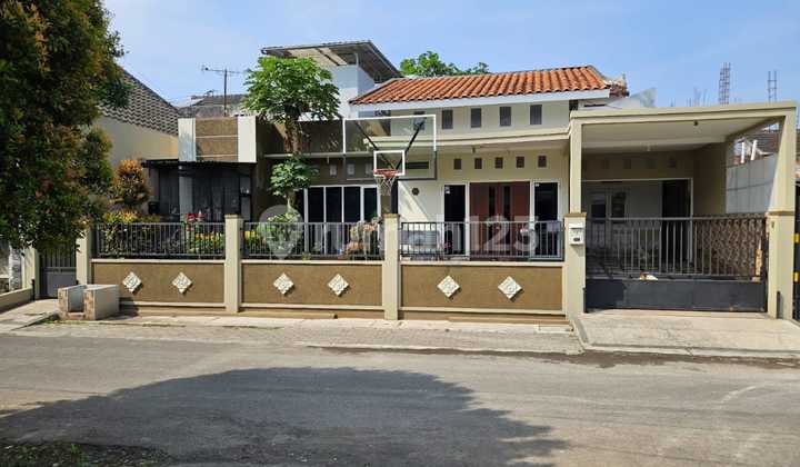 Strategic House in Lowokwaru, Malang City - Land Area 222M², Garage, Carport, Ready for Expansion