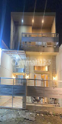 Two-Storey Fully Furnished House in Kepanjen Malang, Freehold, Ready to Occupy Two-Storey Fully Furnished House in Kepanjen Malang, Freehold, Ready to Occupy