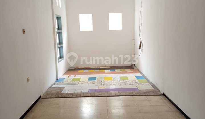 2-Story House in Sulfat, Land Area 125m², 4 Bedrooms 2