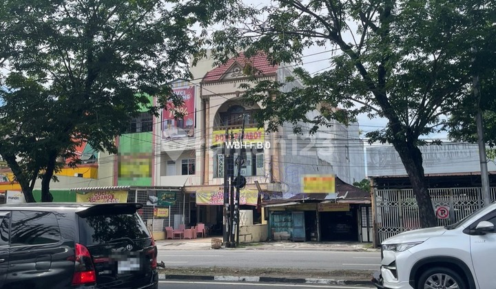 Dijual Ruko di Jl. Jendral Gatot Subroto A, Medan 2