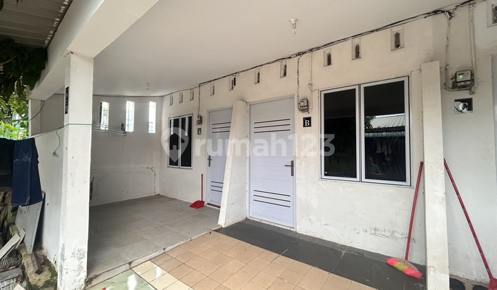 For Sale: Boarding House with 3 Units at Taman Jasinta Indah Housing Complex, Block H No. 19, Kabil, Nongsa District.