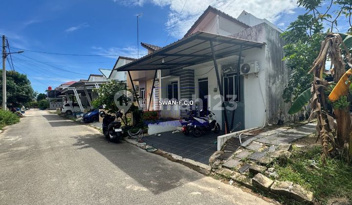 For Sale Comfortable and Strategic Residence at Griya KDA Housing Near Hang Nadim International Airport! 2