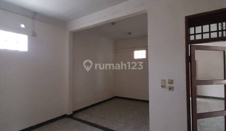 Dijual Rumah 2 Lantai di Taman Kopo Indah, Bandung 2