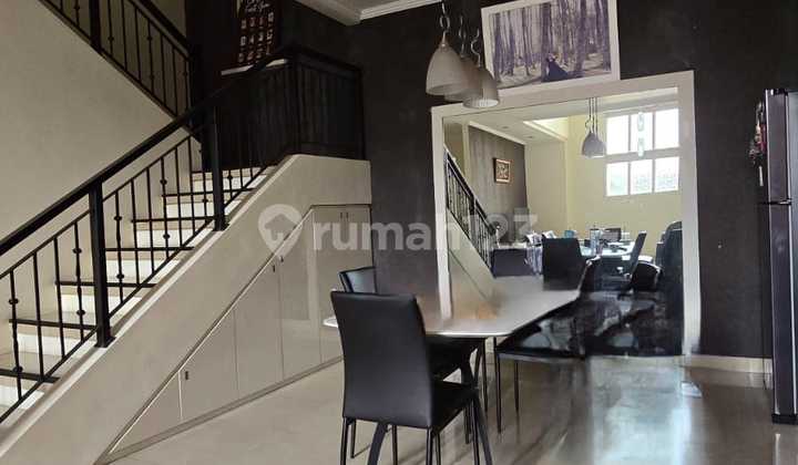 For Sale: 2-Story Hook House in Taman Kopo Indah, Bandung 2
