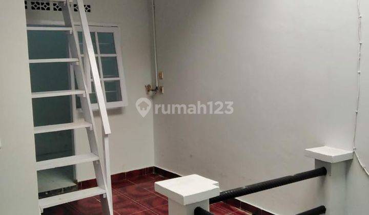 Dijual Rumah 2 Lantai Bagus di Kopo Permai, Bandung 2