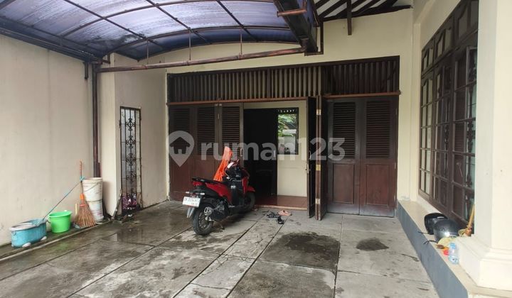 Tanah 4 Are Bonus Rumah Dekat Plaza Renon Cn