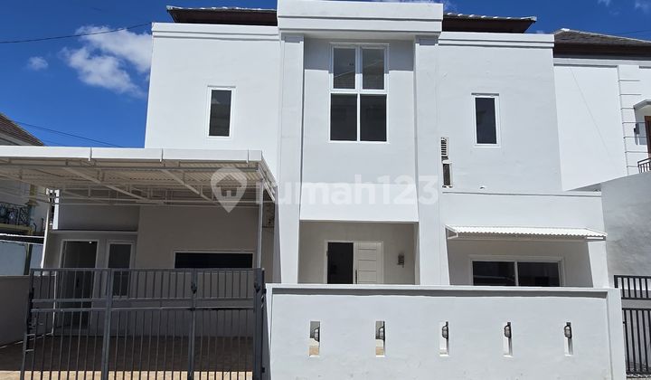 Dijual Rumah 3 Kamar Dekat Tiara Gatsu Dt