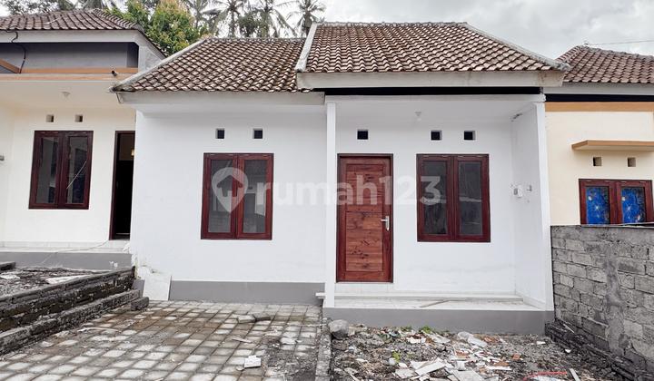 Dijual Rumah Baru Hanya 12 Menit Dari Pusat Kota Tabanan Dijual Rumah Baru Hanya 12 Menit Dari Pusat Kota Tabanan