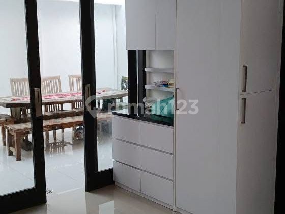 2-Story Rental House with 3 Rooms in Benoa Ic 2-Story Rental House with 3 Rooms in Benoa Ic
