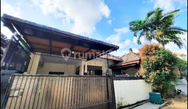 For Sale 1-Story House with Water Heater in Padangsambian Kaja, Denpasar