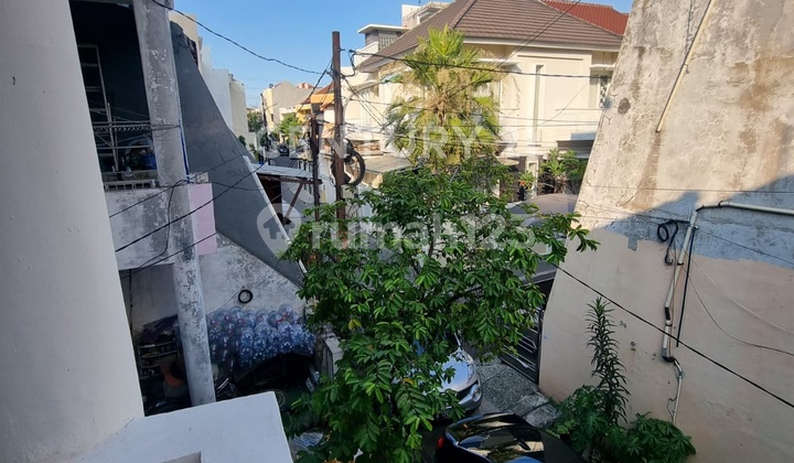 Rumah 2.5 Lantai Di Kawasan Palmerah Tomang 2