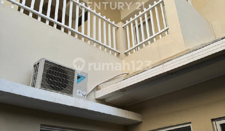 Rumah Cantik Nyaman 2 Lantai Di Thames JGC Jakarta Garden City 2