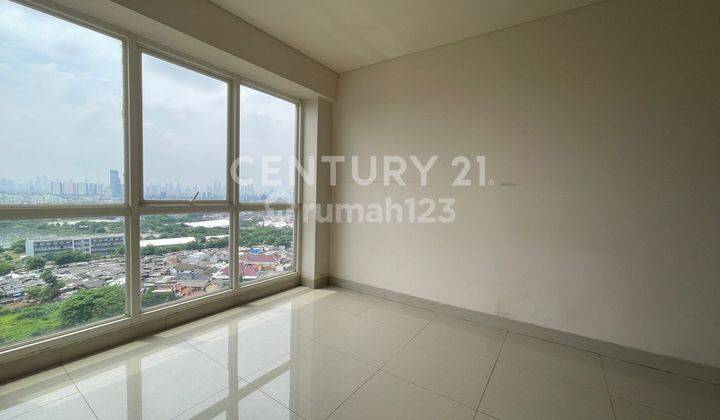 Apartemen Calia 3BR Semi Furnished Lantai 18 2