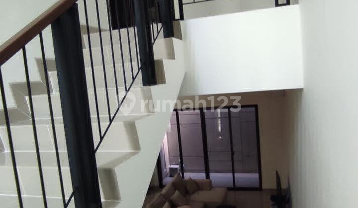 Rumah 2 Lantai Cluster Summerwood Sedayu City 2