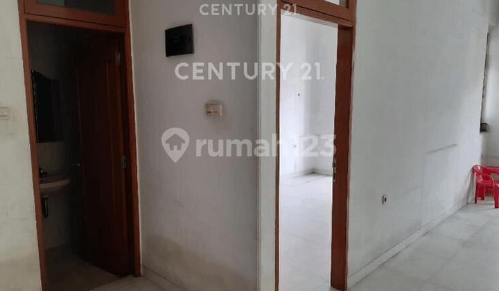 Rumah 2 Lantai Pelangi Merah Kelapa Gading LT 128 LB 225 SHM Nego 2