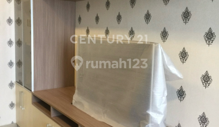 Calia Apartment 3BR Furnished 33rd Floor Horse Racing View Calia Apartment 3BR Furnished 33rd Floor Horse Racing View