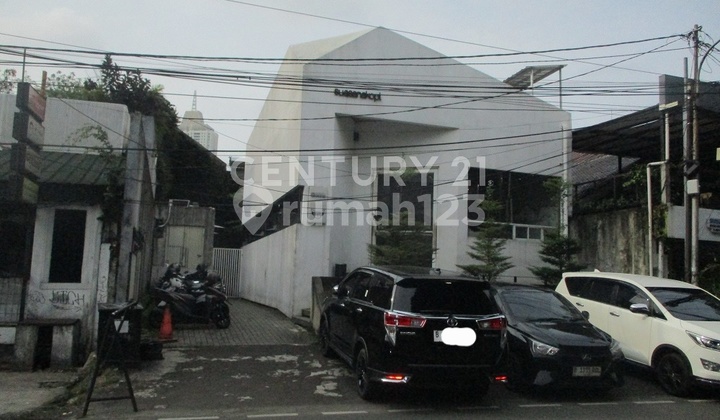 Rumah Usaha Kedai Kopi Di Daerah Gandaria