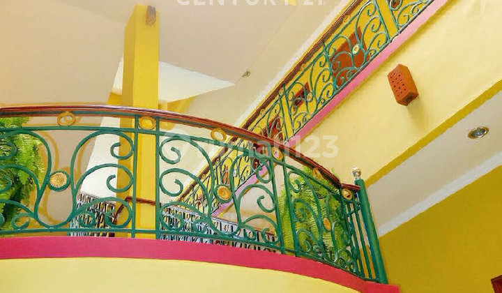 Hotel Also Suitable for Exclusive Boarding Houses in the Gubeng Area of Surabaya