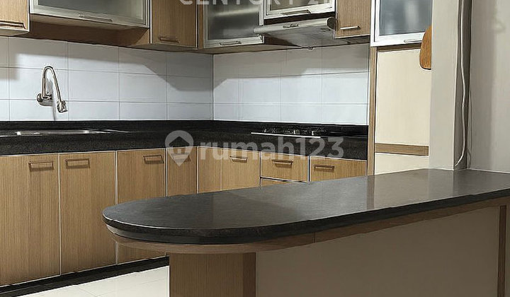 2-Story Minimalist House Ready to Occupy 2-Story Minimalist House Ready to Occupy