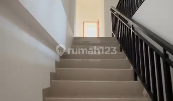 For Rent Shibuya Shop House PIK 2 Clean Already Partitioned 2