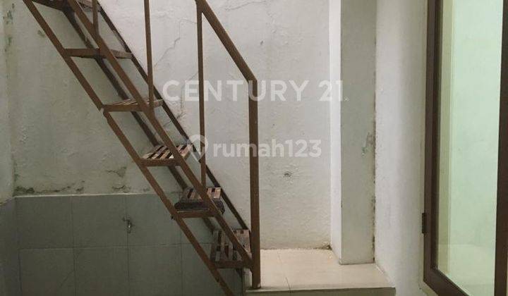 Rumah Siap Huni Dalam Cluster Di Belakang Mall 2