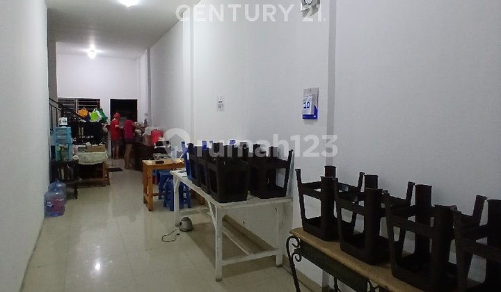 Rumah 3 Lantai Cocok untuk Usaha di Pulomas Jakarta Timur 2