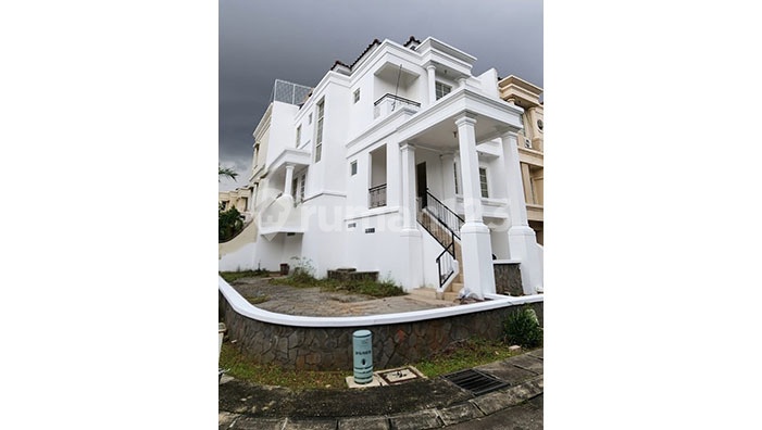 Rumah Gading Grande, Kelapa Gading 1