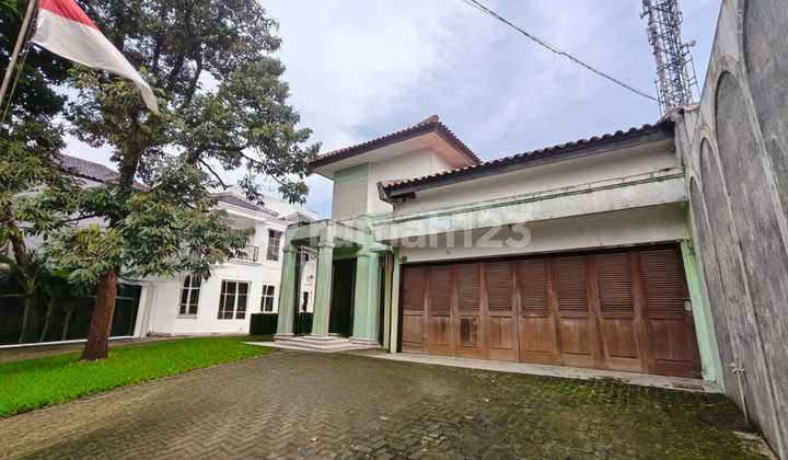 Rumah di lingkungan yang tenang dekat Kahfi 1 