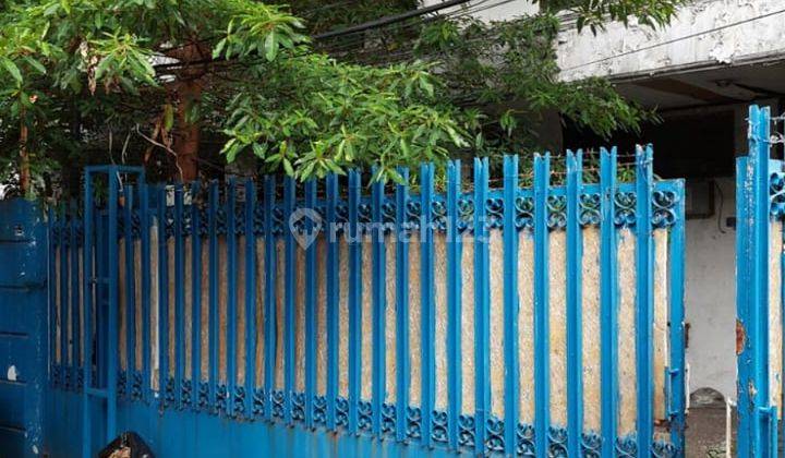 Dijual Rumah Hitung Tanah di Daerah Strategis Melawai 2