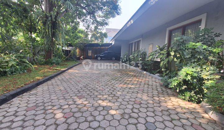 Dijual Rumah Bagus Konsep Resort Exclusieve di Pejaten Barat I 2