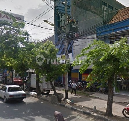 4-Story Shop House with 244m2 Land Area on Jalan MT Haryono 2