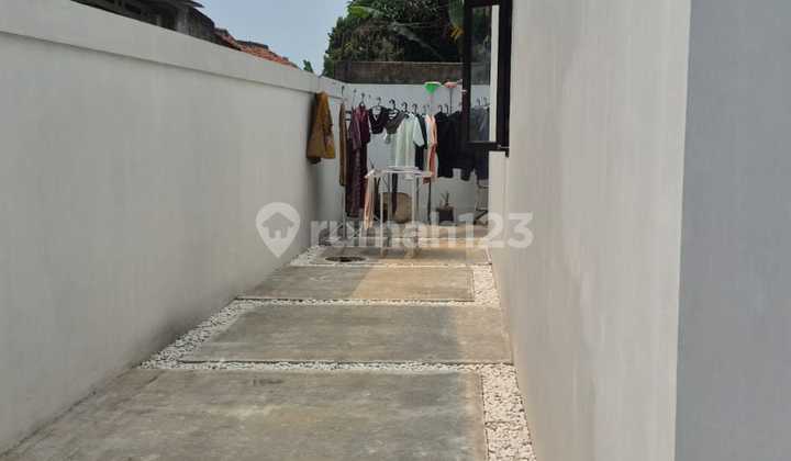 A new house in the Pengasinan village area. 2