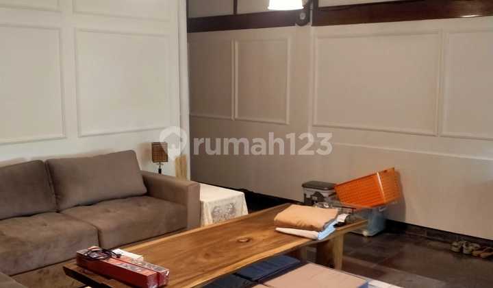 Spacious and Lush House on Jl. Kemang Utara Raya 2