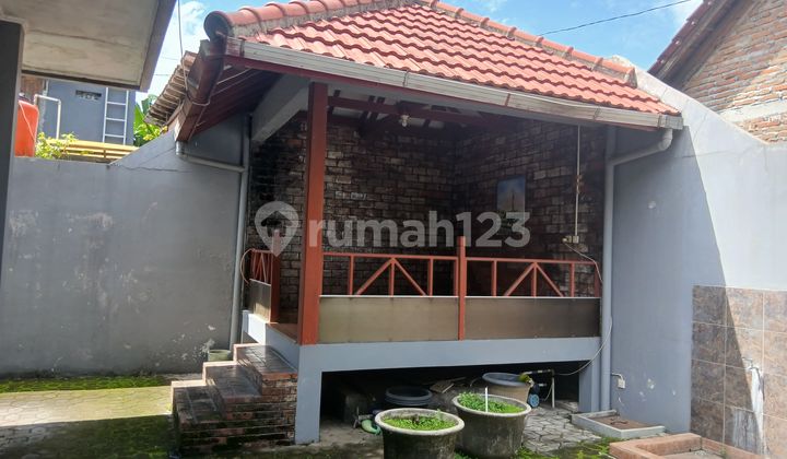 Rumah bebas banjir di kota gede 2