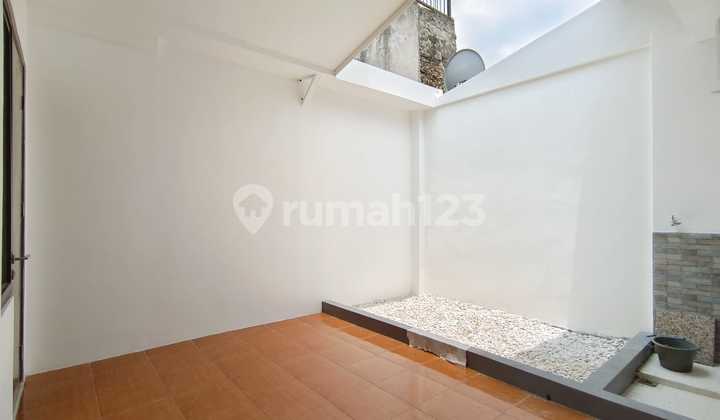 Rumah Brand New Bsd City  2