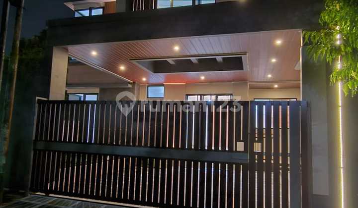 New residential home in Kencana Loka at the corner and in front of the park. 2