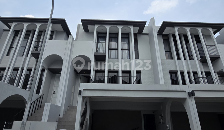 Rumah Greenwich AETHER, BSD City BONUS Full Furnished