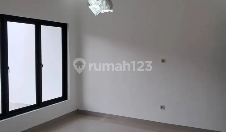 Hot Price. Beautiful House Griya Suradita Indah, Cisauk. Hot Price. Beautiful House Griya Suradita Indah, Cisauk.