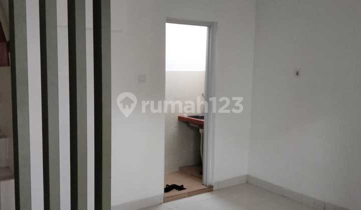 Cheapest. Nice house Amarillo Village, Gading Serpong.