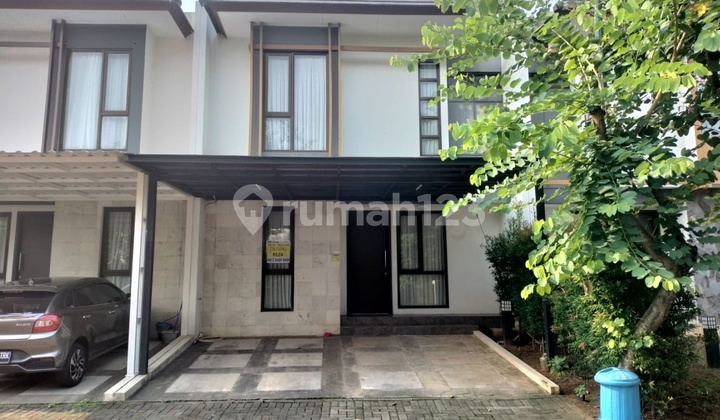 Hot Price. Beautiful House at an Attractive Price in Kireina Park, BSD Hot Price. Beautiful House at an Attractive Price in Kireina Park, BSD