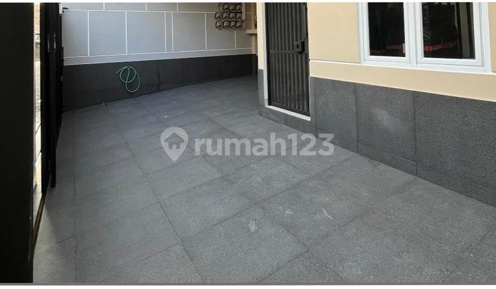 For Sale Coliving Kost near Binus in Kebon Jeruk Subdistrict, Land Area 397M2, 3 Floors 2