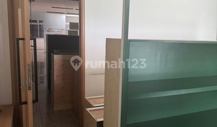 Disewakan Ruko di Lokasi Prime Makaliwe Grogol, Jakarta Barat LT 234M2