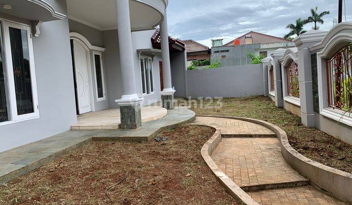 Rumah 2 Lantai Sudah Renovasi SHM 2