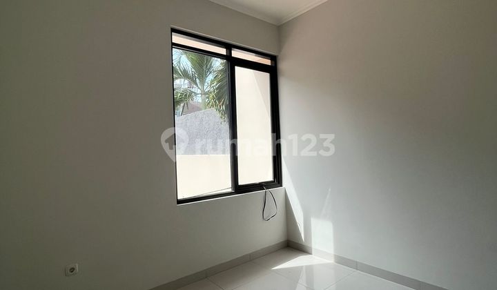 Dijual Rumah Baru Siap Huni Modern Minimalis Dalam Cluster Antapani 2