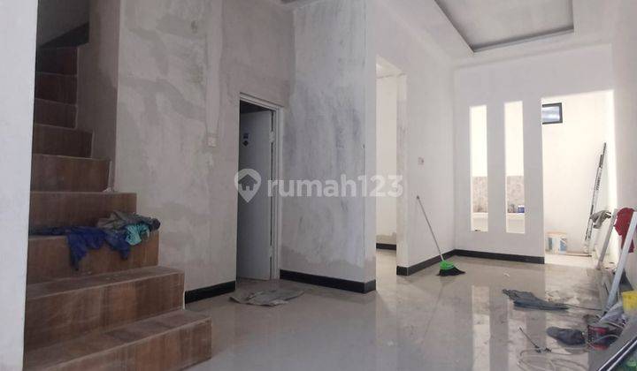 DIJUAL RUMAH BARU GRESS Lokasi strategis 3 menit ke Merr  Minimalis 2 lantai dengan KT 4 Harga MURAHHH tinggal 1 Unit 1