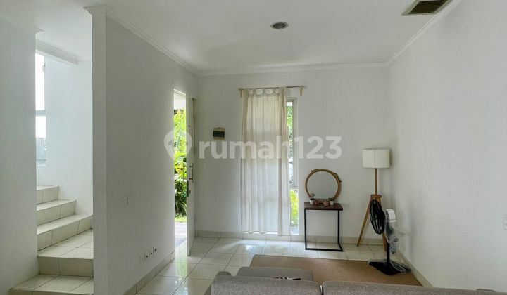 Rumah Bagus Terawat 2 Lantai The Icon BSD City dekat AEON Mall 2