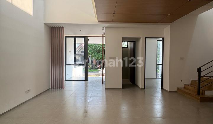 Rumah Baru 2 Lantai Modern Minimalis di Alam Sutera Tangerang 2