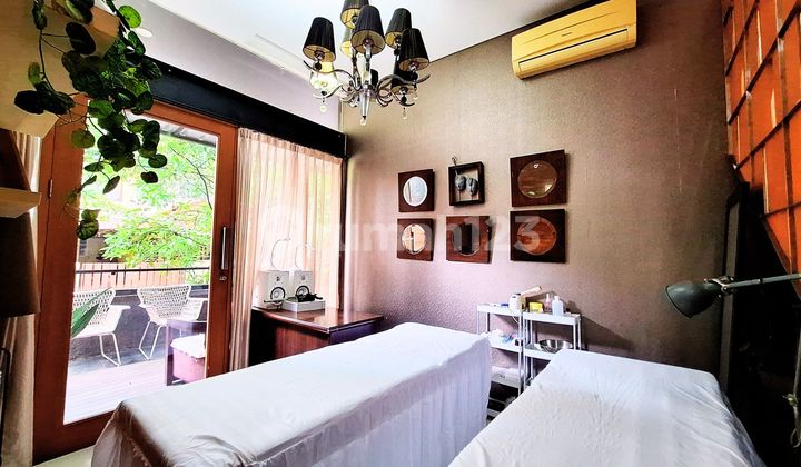 Rumah 2 Lantai Desain Arsitek Spesial Hoek Bintaro Sektor 9 Tangerang 2